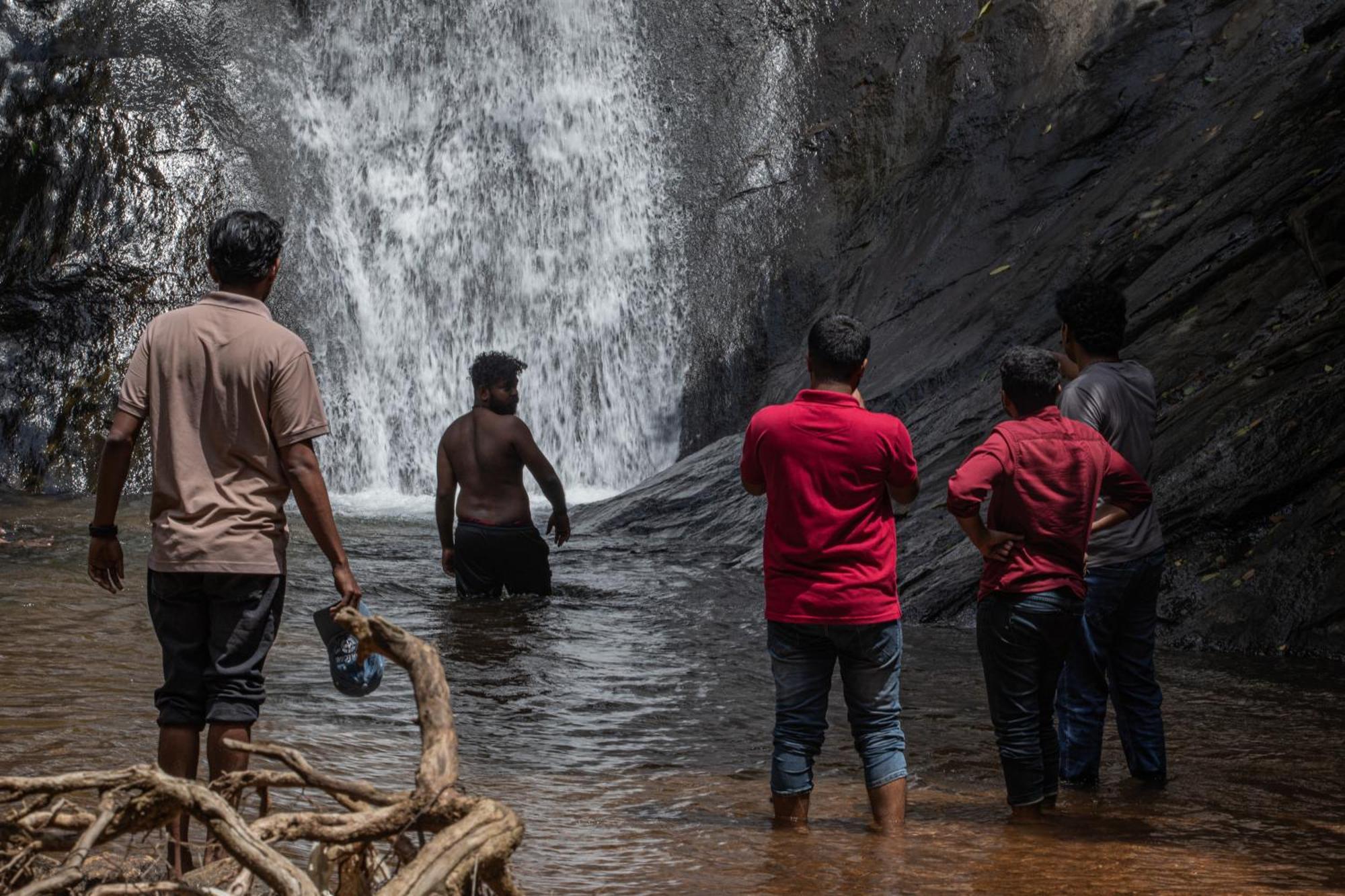 Aruvikuzhy Waterfalls Villa Kozhancheri المظهر الخارجي الصورة
