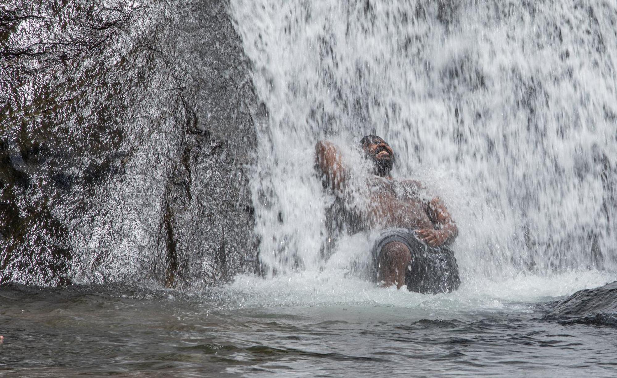 Aruvikuzhy Waterfalls Villa Kozhancheri المظهر الخارجي الصورة